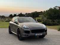 Porsche Cayenne Hybrid plugin