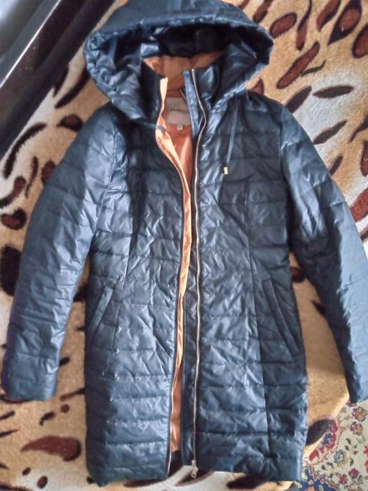 Зимова куртка (пуховік)