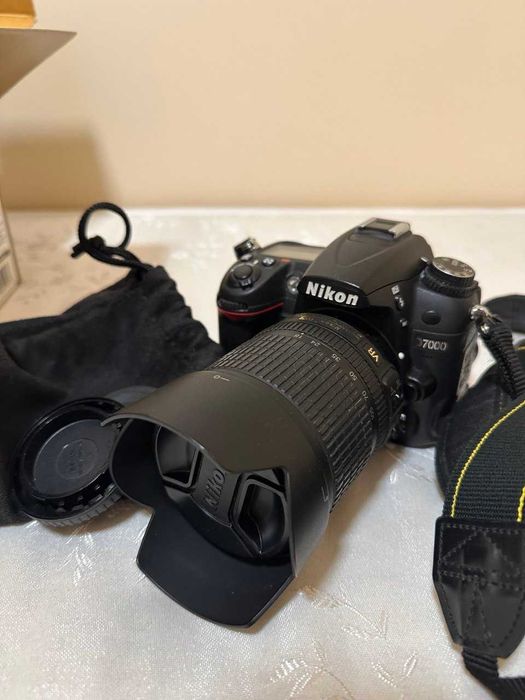 Nikon D7000 + 18-105mm pełny zestaw