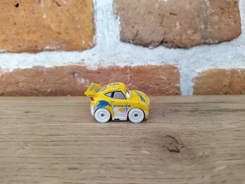 Auta Cars Mini - Cruz Ramirez  DINOCO - Disney/Pixar Mattel