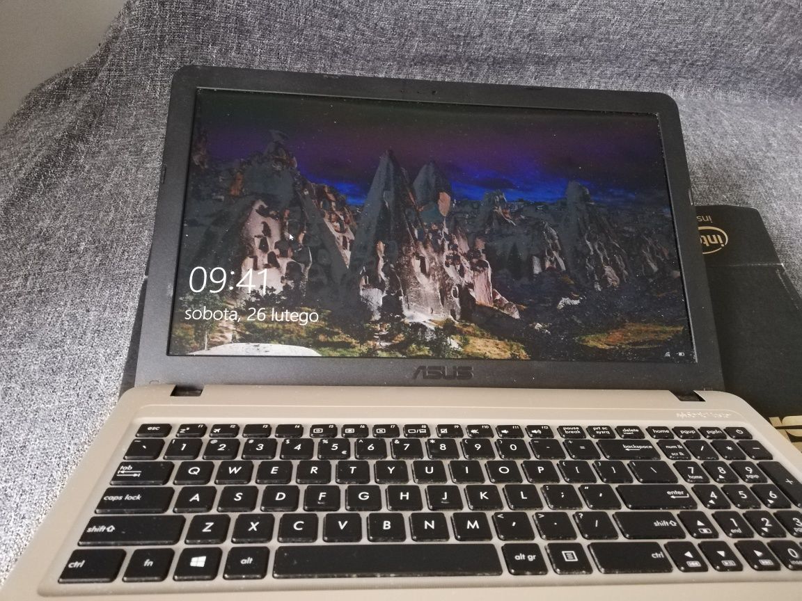 Asus A540L i3-5005U---Zadbany 4 Gb Ram, 1 Tb dysk HDD---Oryginał Łódź