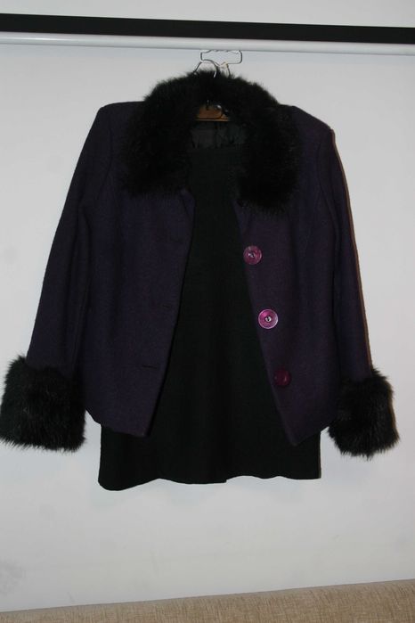 Ciepły żakiet ze spódnicą  r 44/46