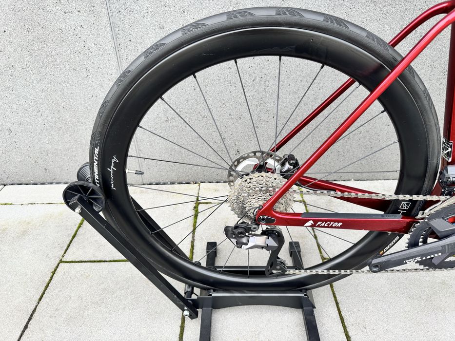 Rower szosowy FACTOR OSTRO VAM ULTEGRA Di2  rozmiar 58 2025r