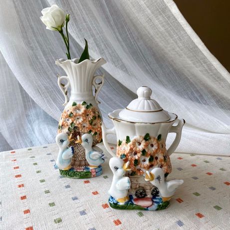 Фарфоровий декор - вазочка і цукерниця