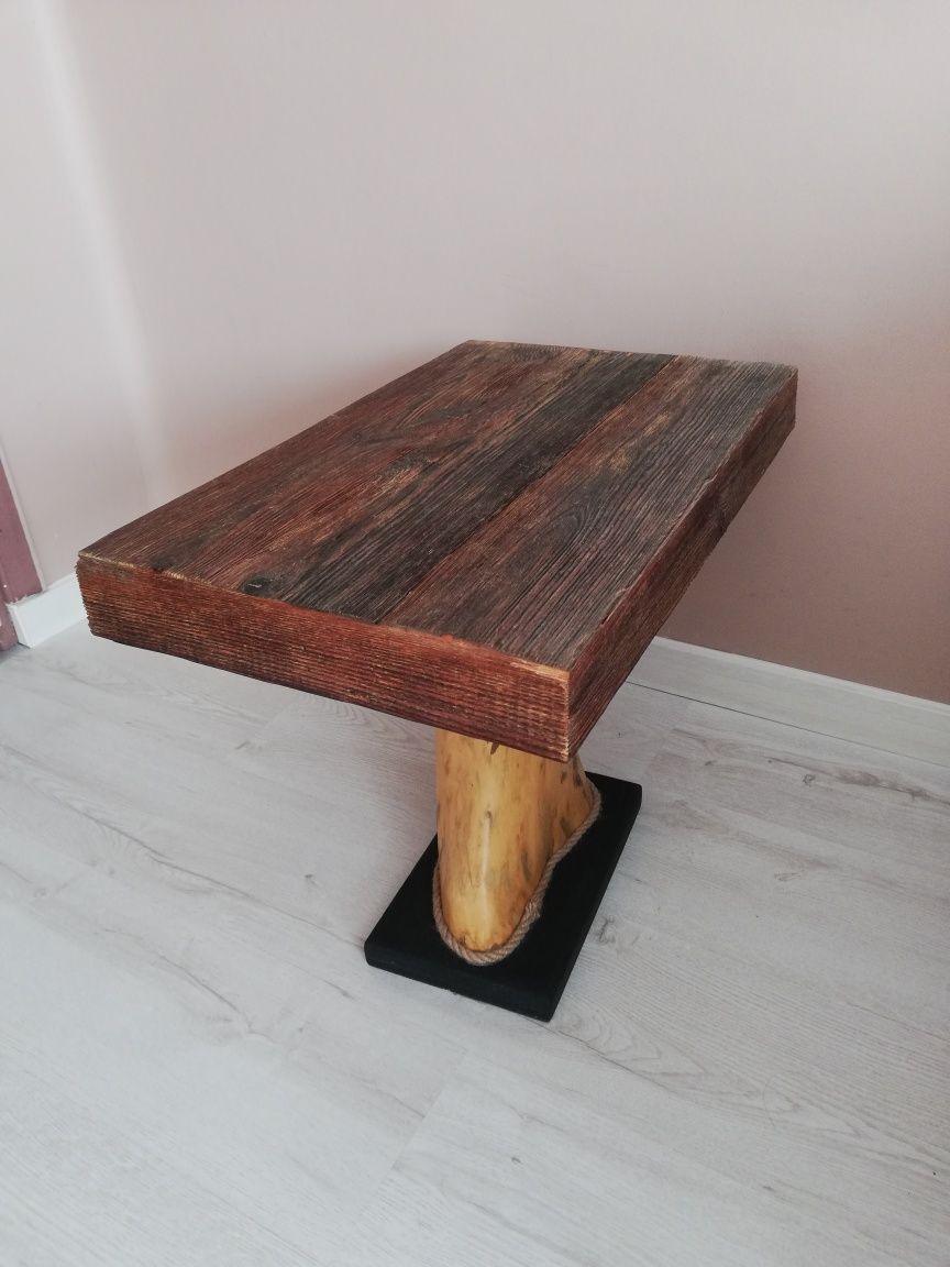 Stolik z drewna handmade