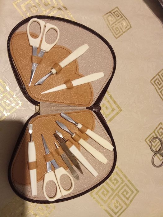 Маникюрный набор новый