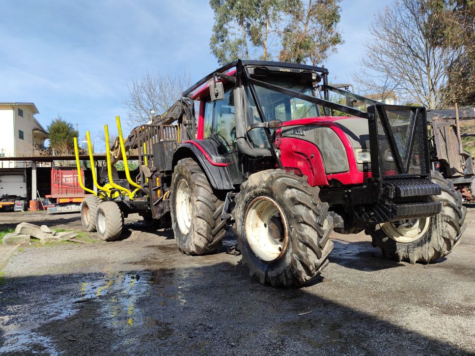 Valtra N101 c/ Reboque e Grua Costa G3000x Florestal