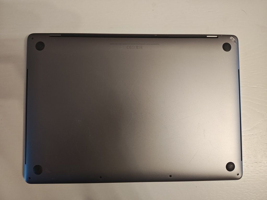 MacBook Pro A1707 ! i7 , 16GB RAM, SSD, Retina ! Sprzedam !