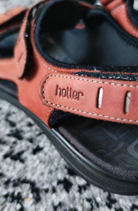 Дуже стильні і комфортні босоножки від бренду hotter scarlett nubuck