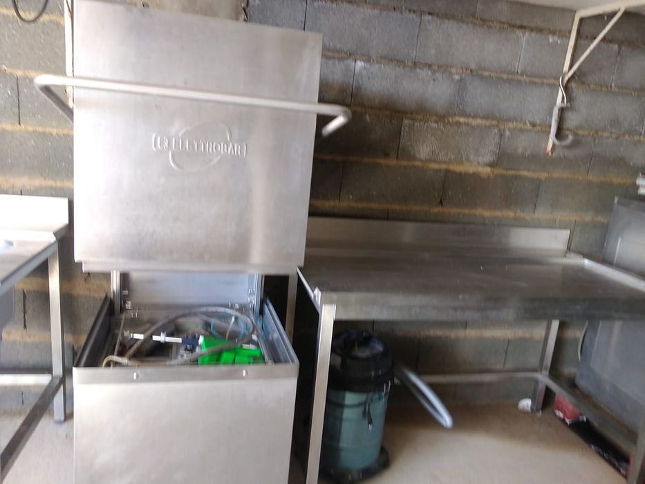 Máquina de lavar loiça industrial