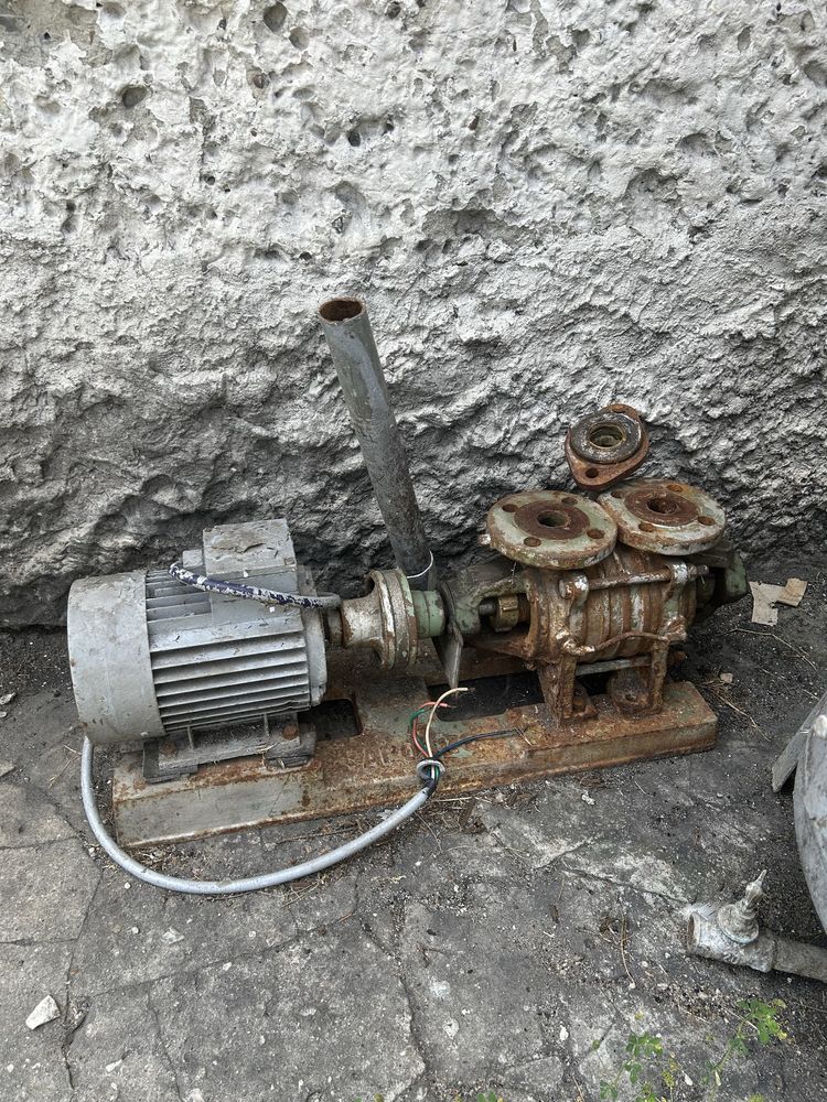 Hydrofor 300L pompa