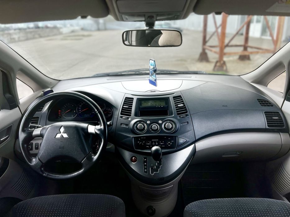 Продам Mitsubishi Grandis