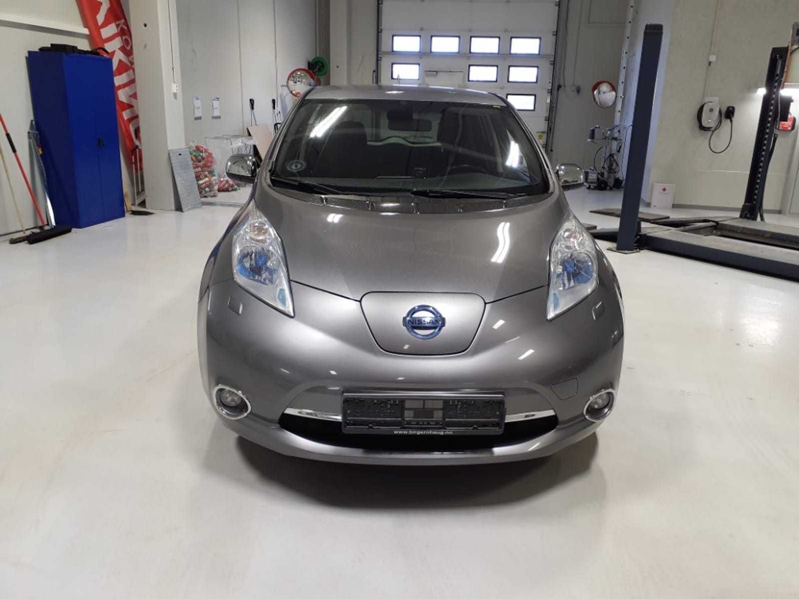 NISSAN LEAF з Норвегії 2013 року