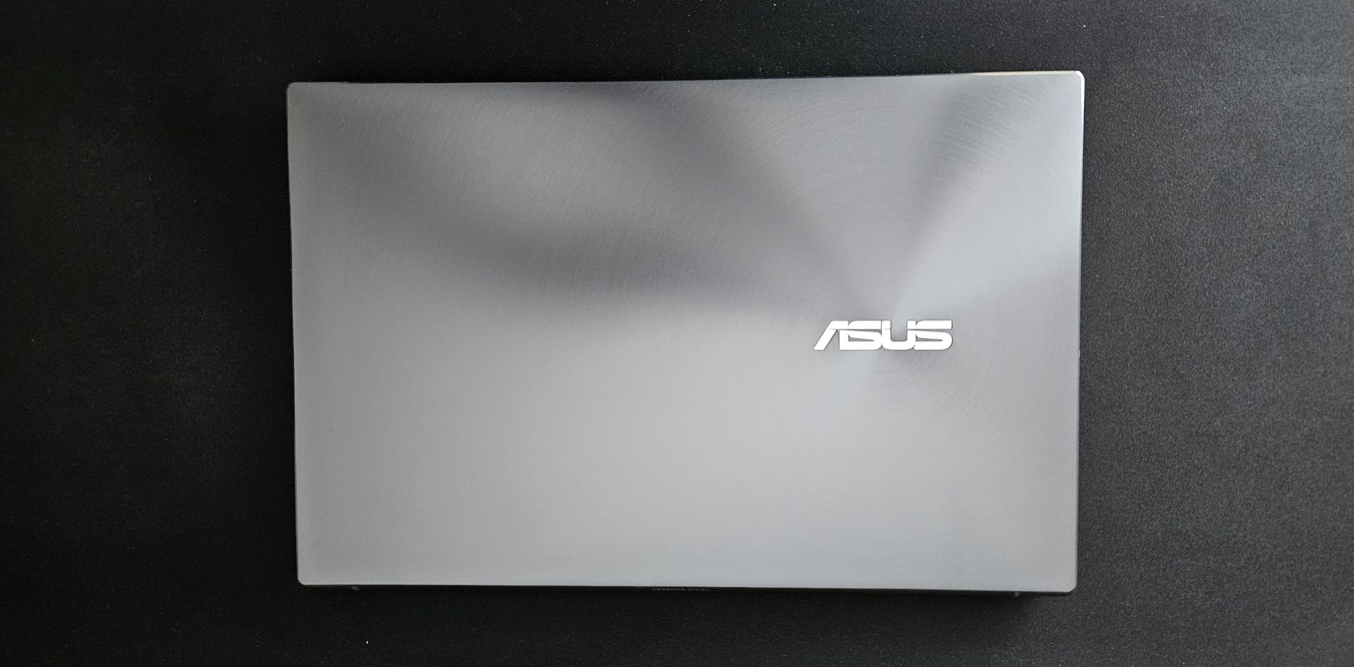 Продам Asus Zenbook 14 (UM425QA)