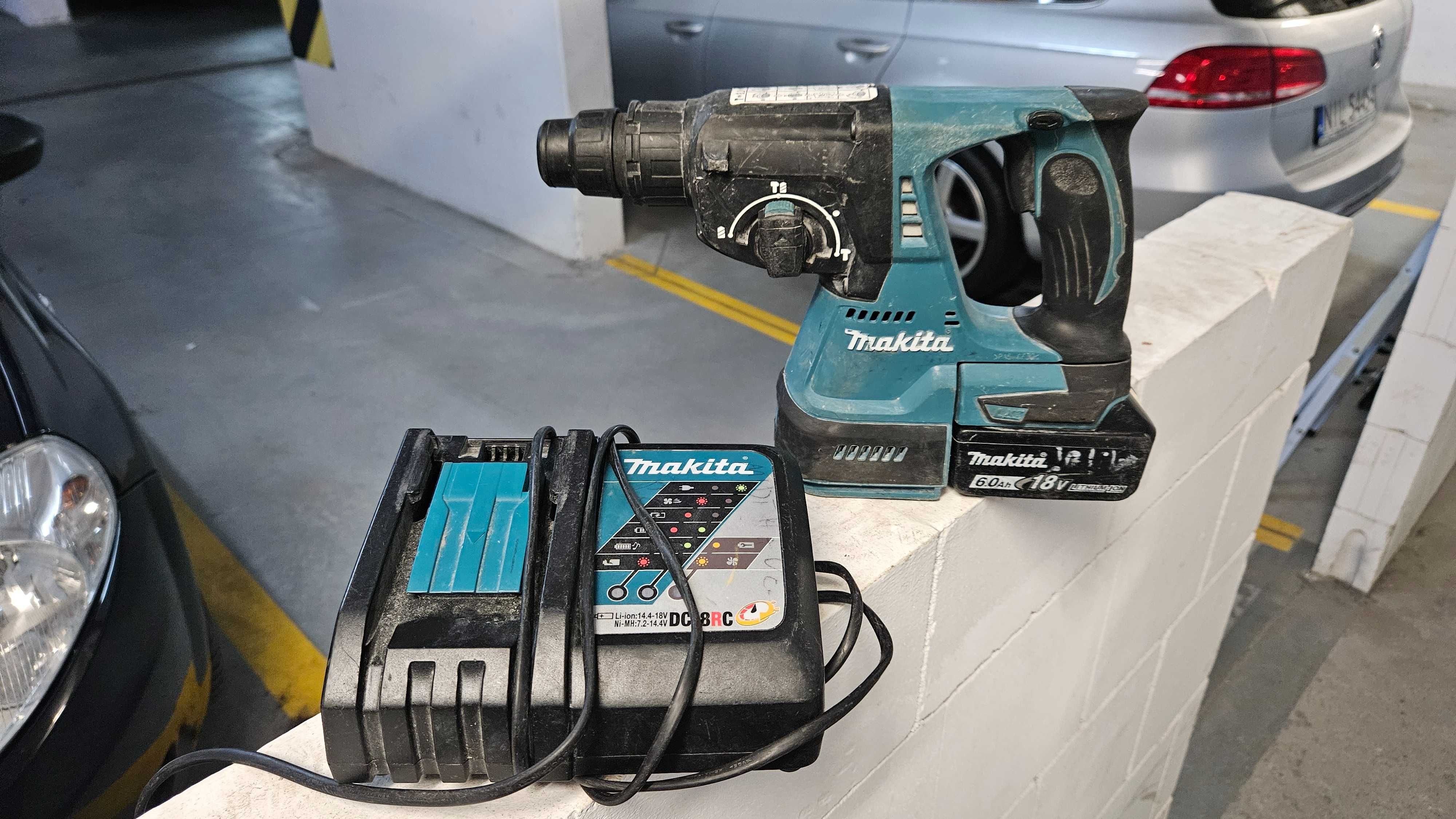 Młotowiertarka Makita DHR242