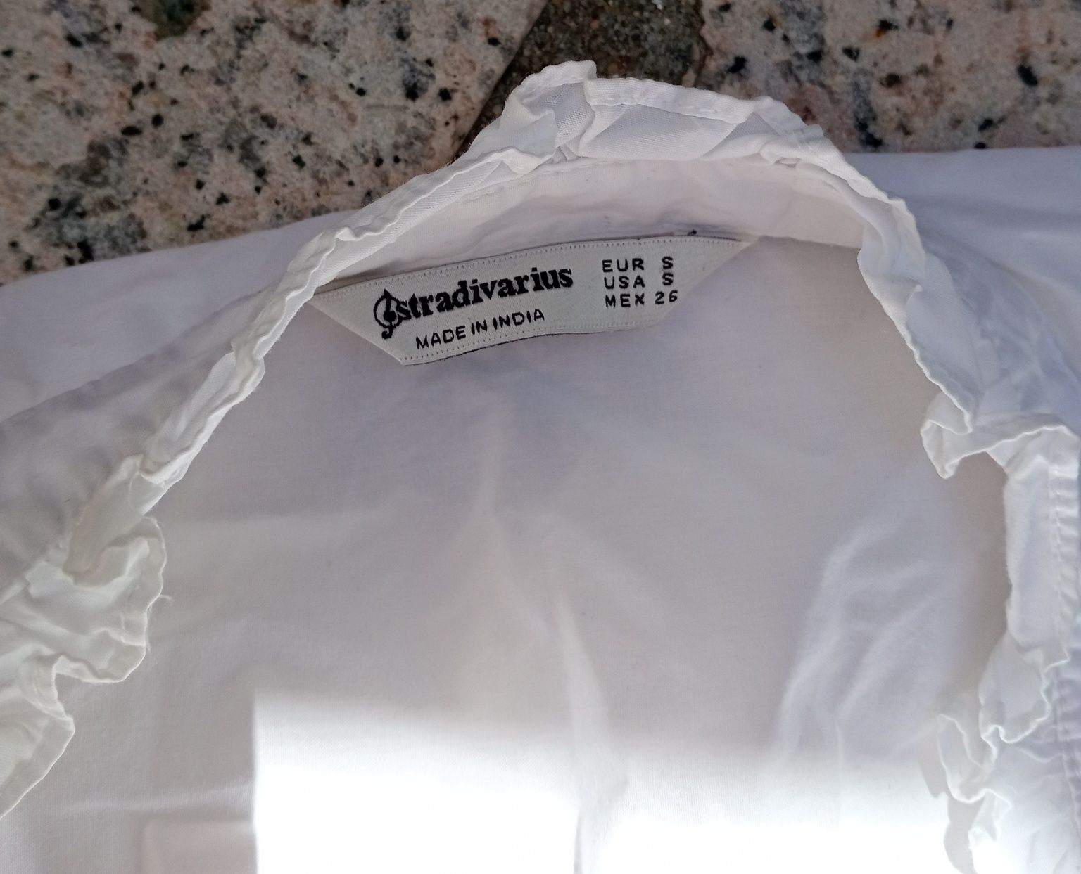 Camisa branca Stradivarius