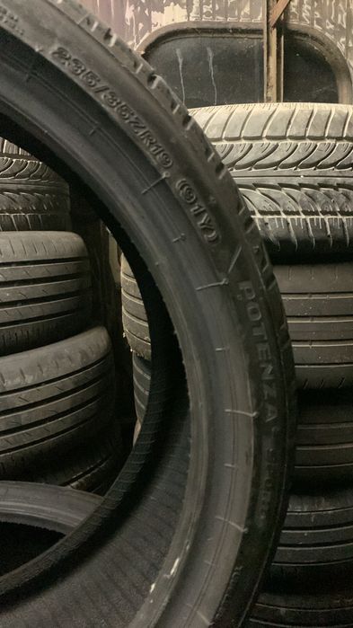 Bridgestone potenza sport 235/35/19