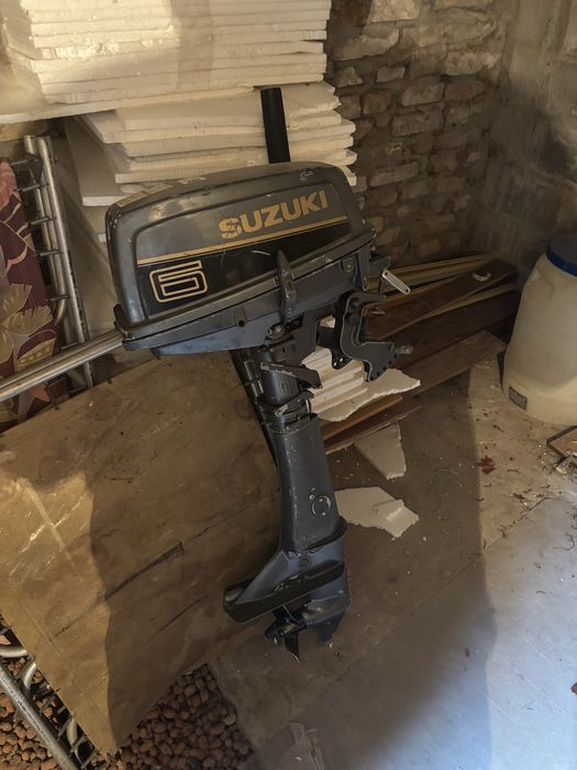 Продам мотор до човна-Suzuki DT 6