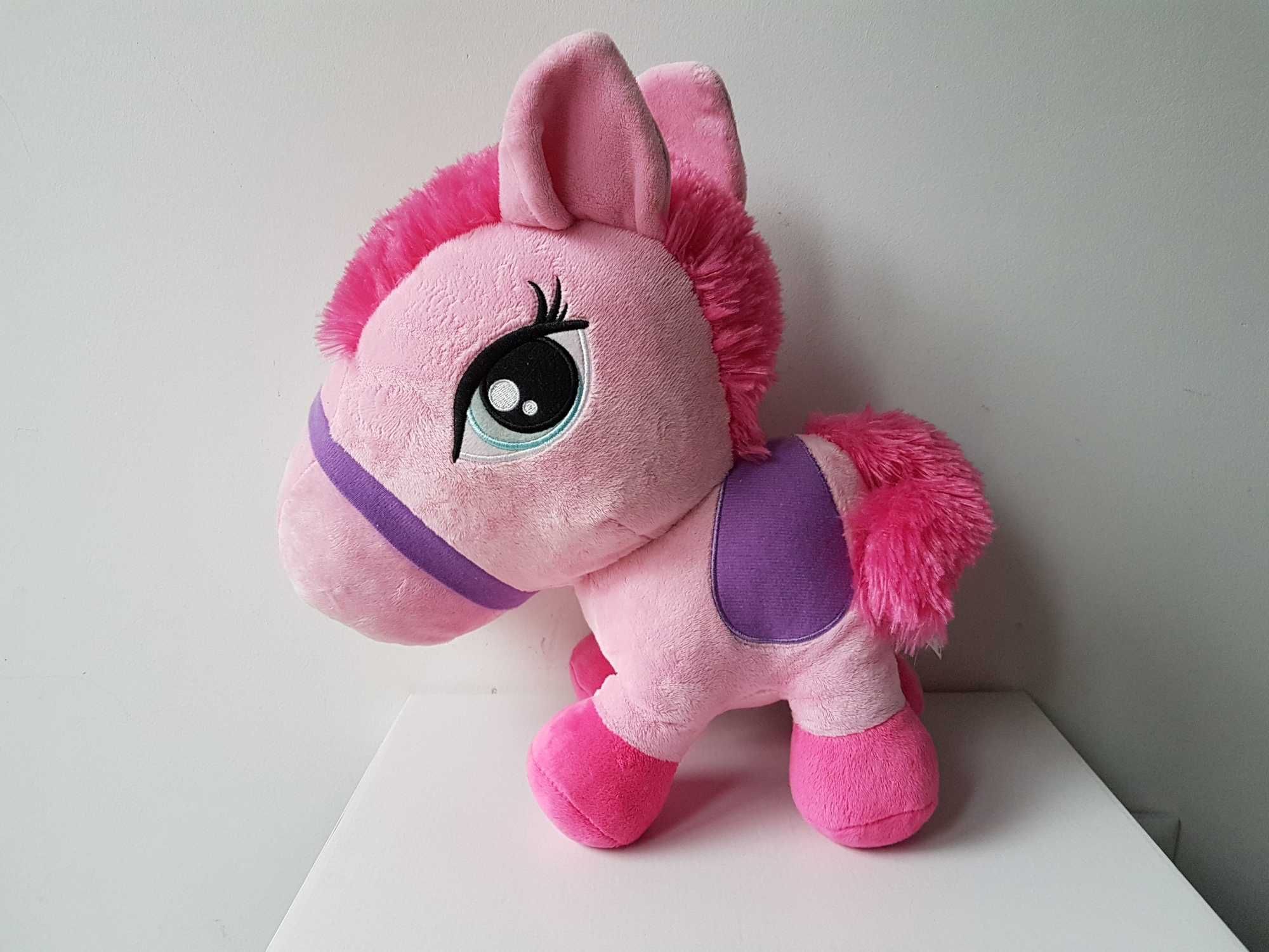 Duży pluszowy różowy konik Pinky 35cm Carousel Tesco Stores