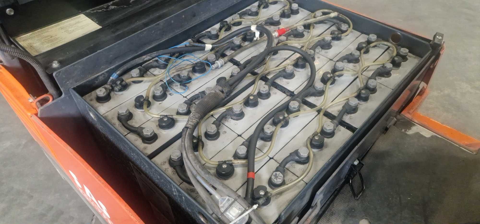 Wózek widłowy elektryczny Toyota 7FBEF15 2008r  1,5T 4,7m