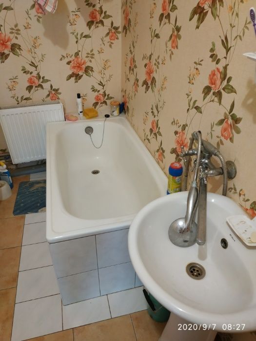 Продам 1 комнатную кв, свое индивидуальное отопление.с Высочиновка.