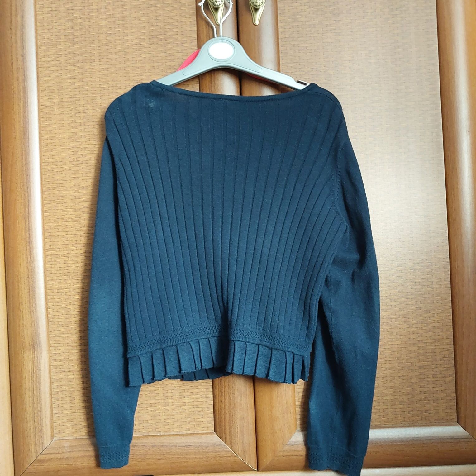 Granatowy galowy sweterek r. 122