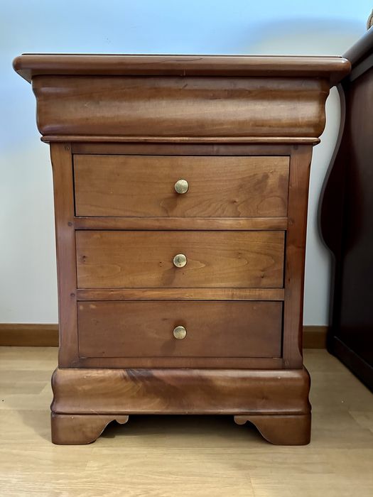 Mesa cabeceira 5 gavetas