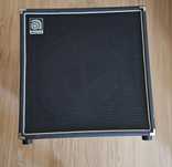 Ampeg BA-115 amplificador para baixo