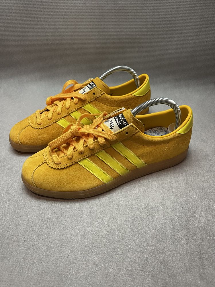 adidas Sunshine 'Pantone Bright Yellow rozmiar 42 2/3