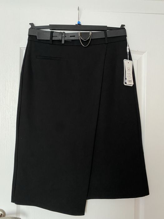 Чорна спідниця на запах, розмір 44, нова не підійшов розмір