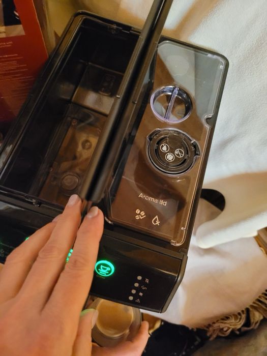 Кавоварка кавомашина Philips стан нововоі  з дому