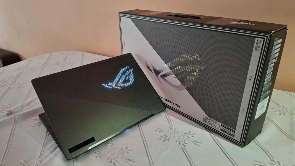 ASUS ROG Zephyrus G14 2022 GA402RK Ryzen 9 + RX 6800S