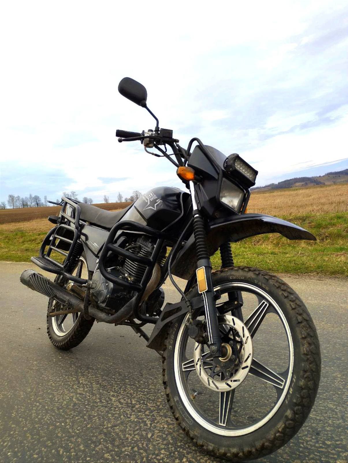 Продам мотоцикл SHINERAY 150 FORESTER