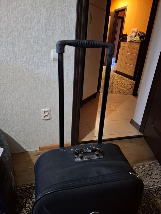 Чемодан средний текстиль бу