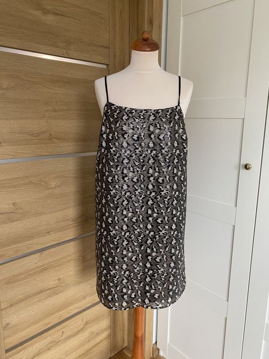 Sukienka cekinowa New Look r. 38 tuba