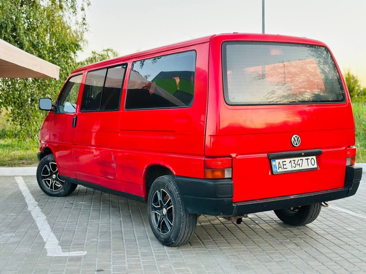 Продам автомобиль Volkswagen T4 в отличном состоянии.