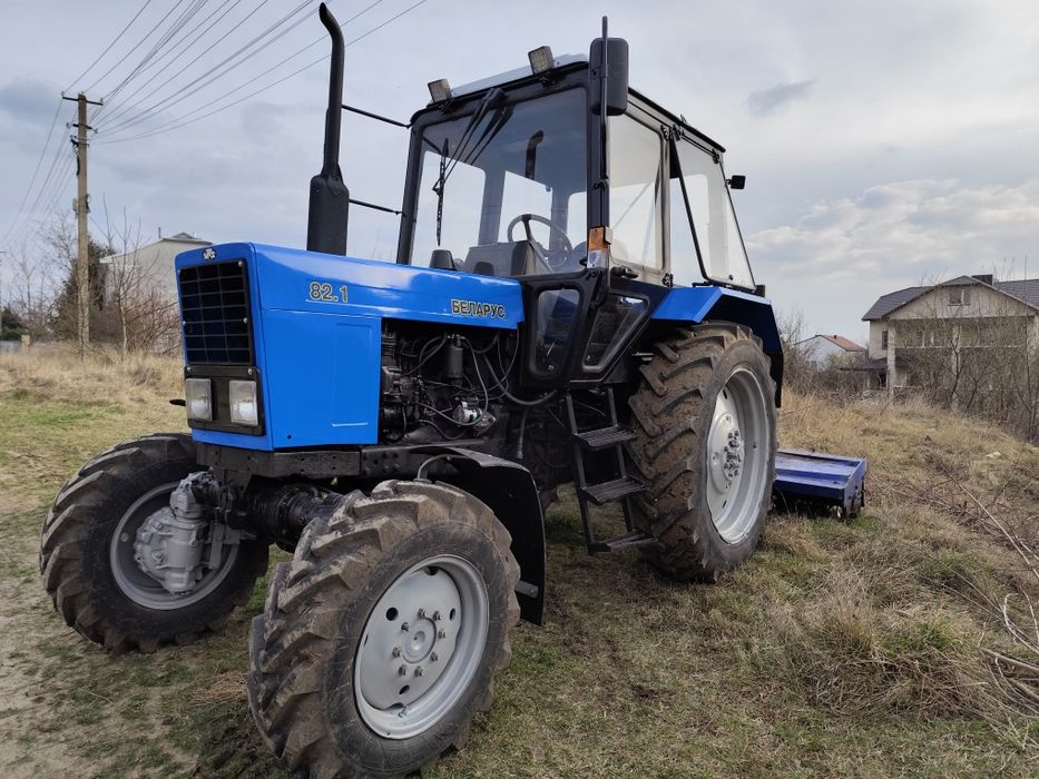 Трактор МТЗ хороший стан 2014