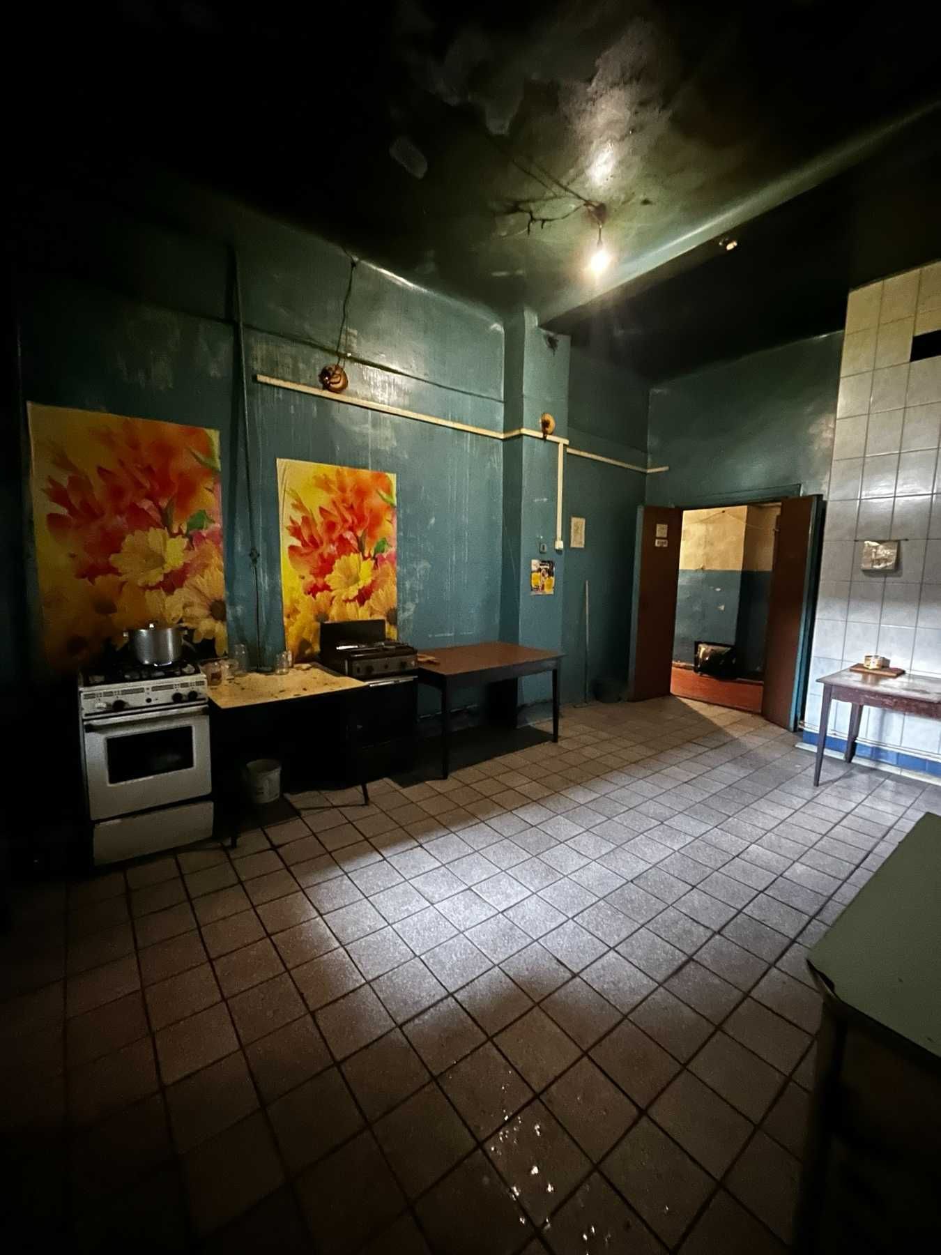 Продам гостинку 24.5м2 метро Заводская