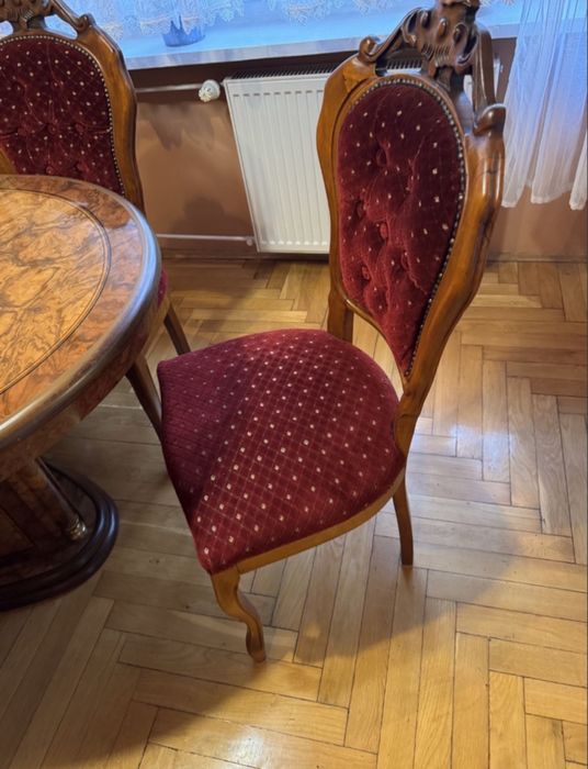 Komplet jadalniany – stół + 6 krzeseł