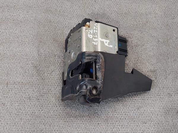 Fechadura / fecho porta trás direito FORD Fusion (JU_)