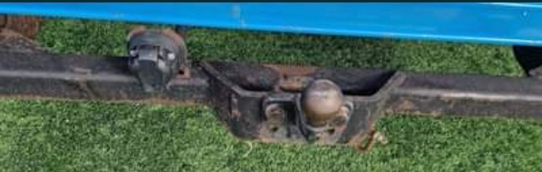 Aluguer Carrinha com Grua