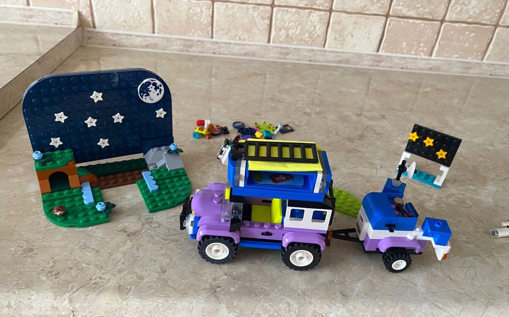 Lego FRIENDS 42603 Kamper z mobilnym obserwatorium