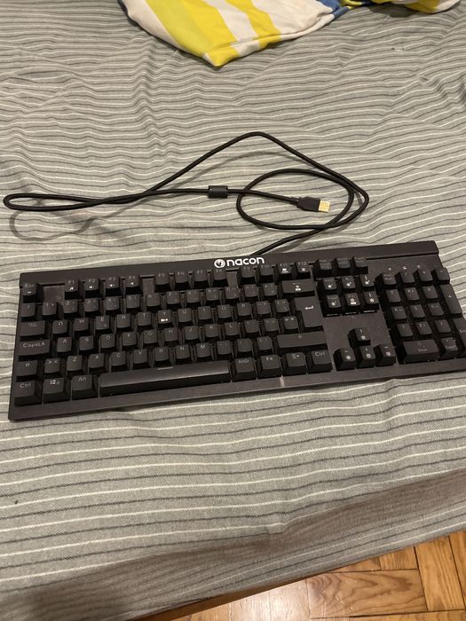 Teclado gamer mecanico  Nacon
