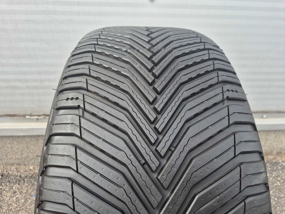 1x OPONA CAŁOROCZNA 255/40/20 michelin CrossClimate 2 XL 101V 2024R
