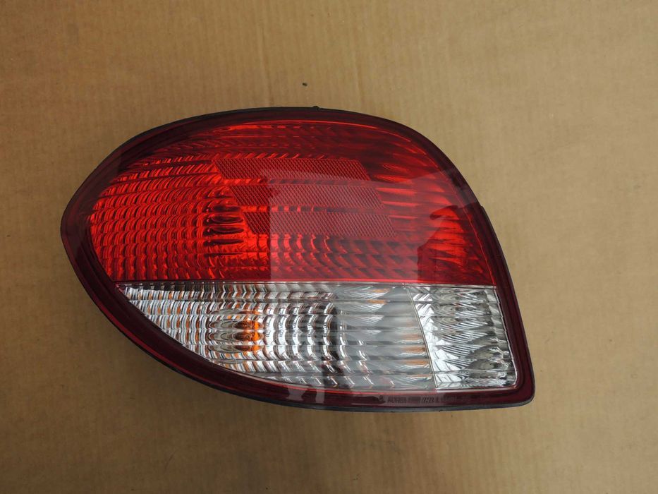 Lampa tył tylna lewa europejska Hyundai Coupe lift 99,00,01