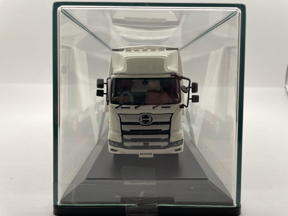 Hino Profia. 1/43  Масштабная модель.Фура.