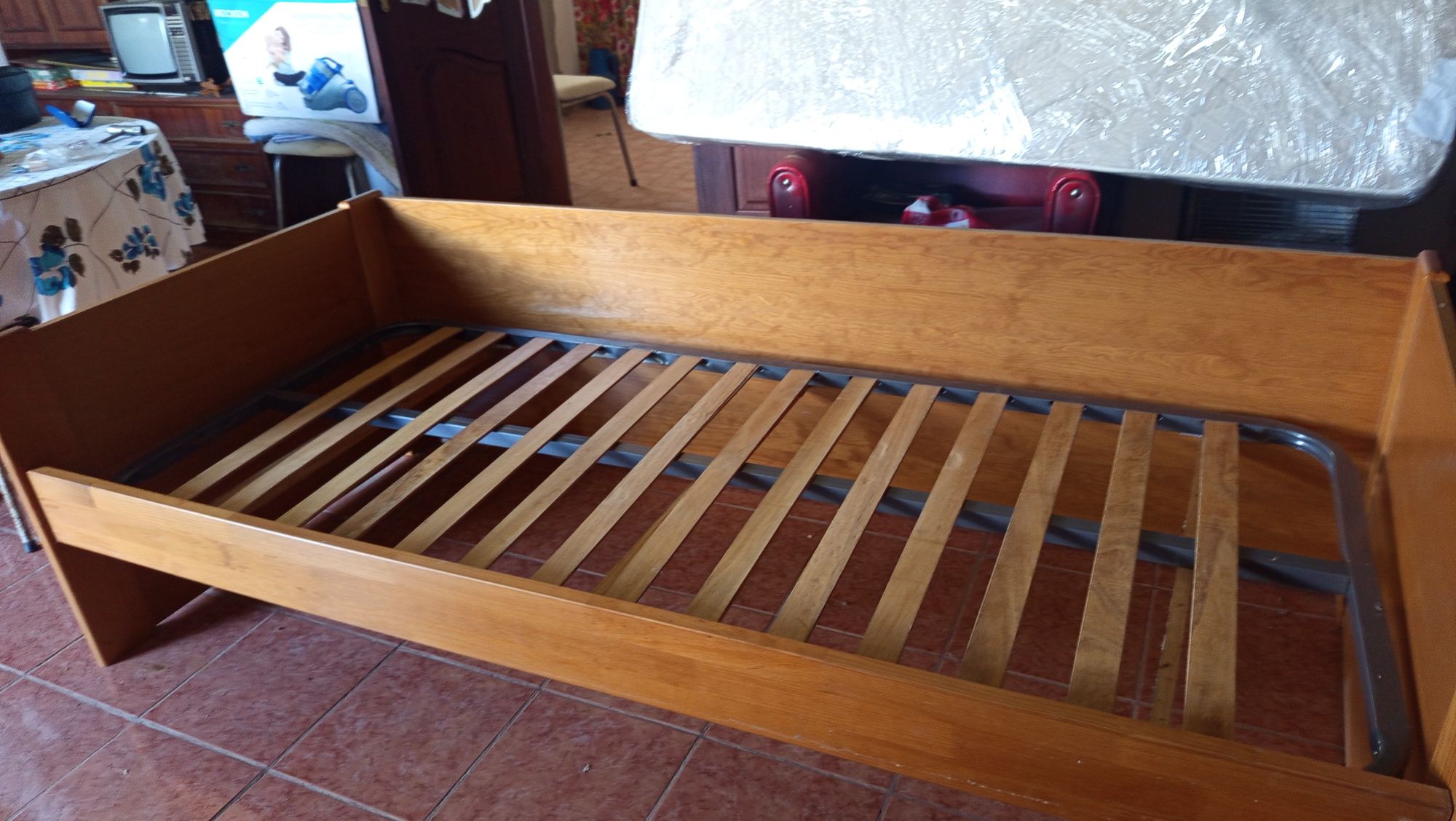 Cama studio de corpo e meio