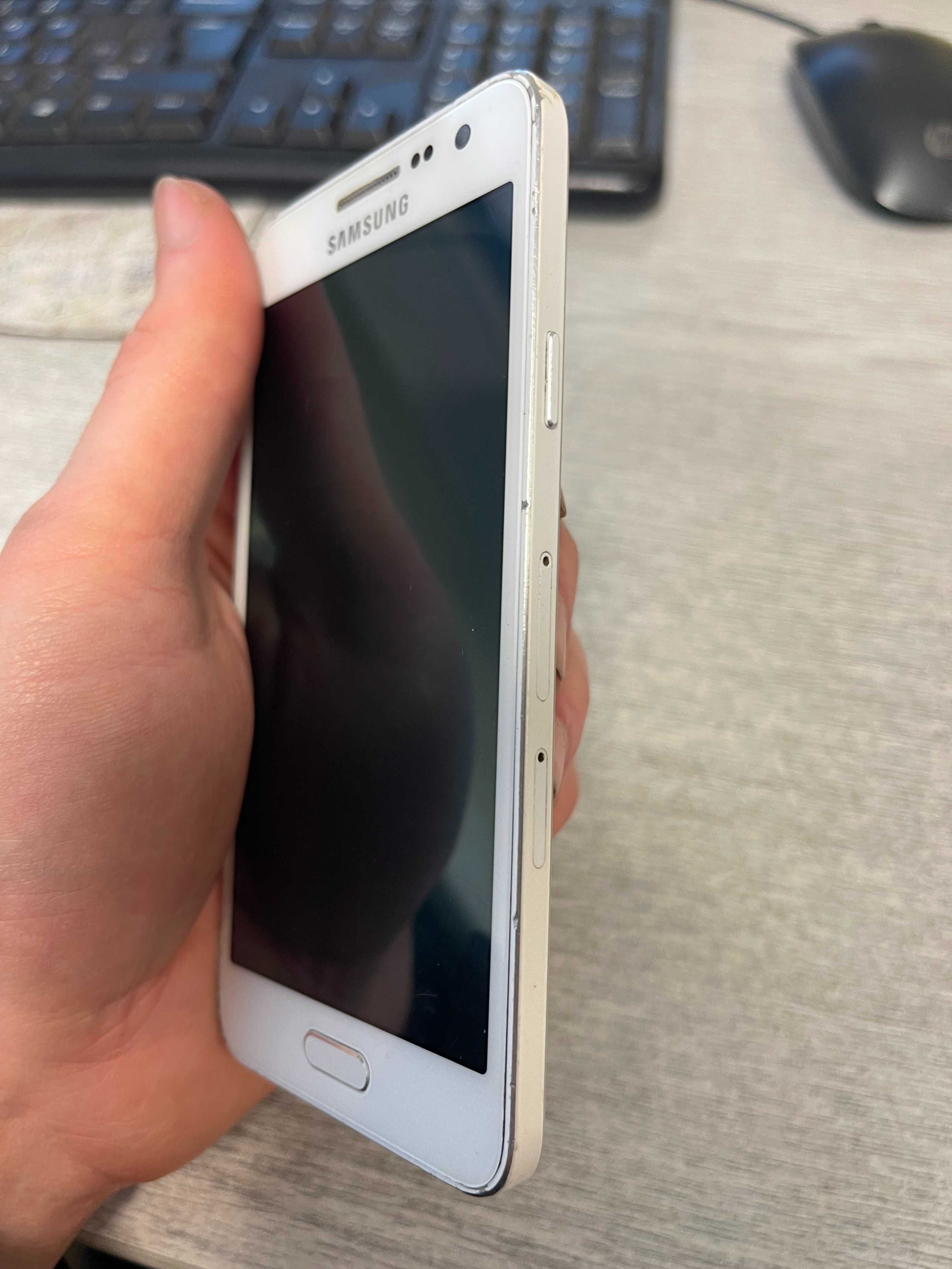 Samsung Galaxy A3 SM-A300FU Повністю Робочий