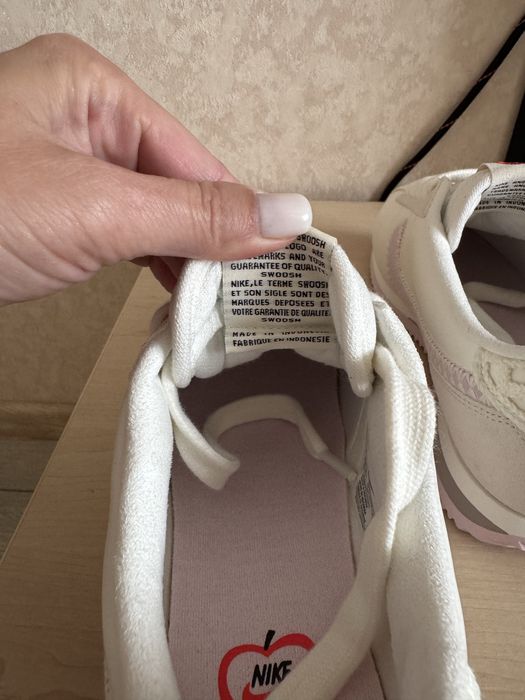 Продаются кросовки , кеды NIKE абсолютно новые