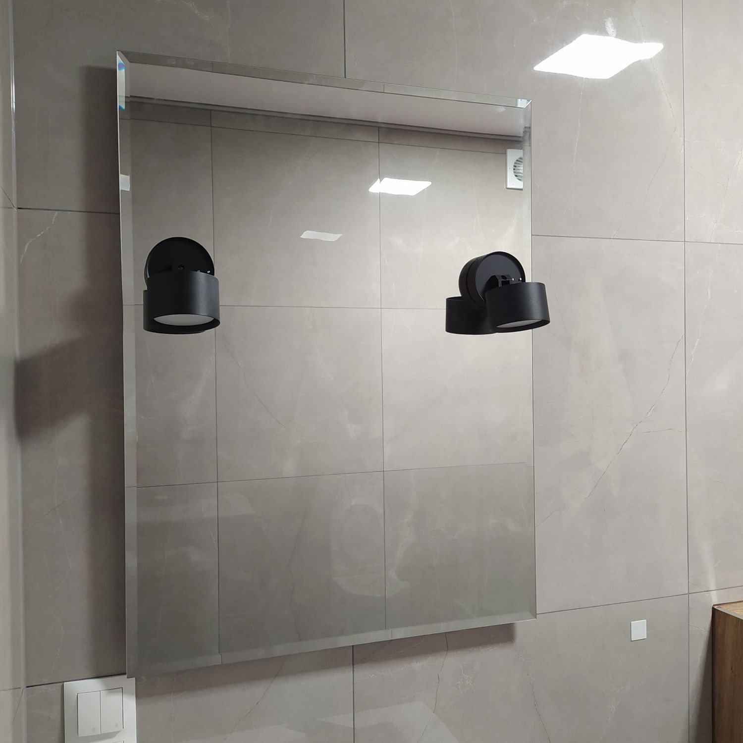 Lustro LED z matą grzewczą 60x80cm
